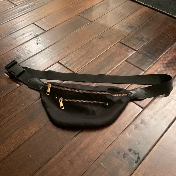 a new day Handbags - A New Day Black Belt Bag Fanny pack Like New Condition